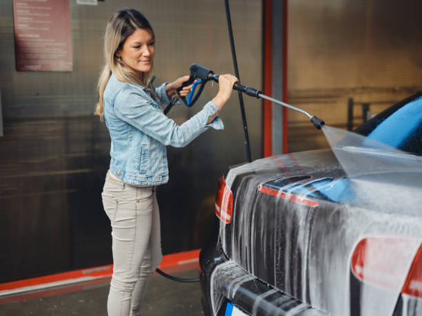 Why Choose Our Certified Pressure Washing Experts for Your Project Needs in Park Ridge, IL?